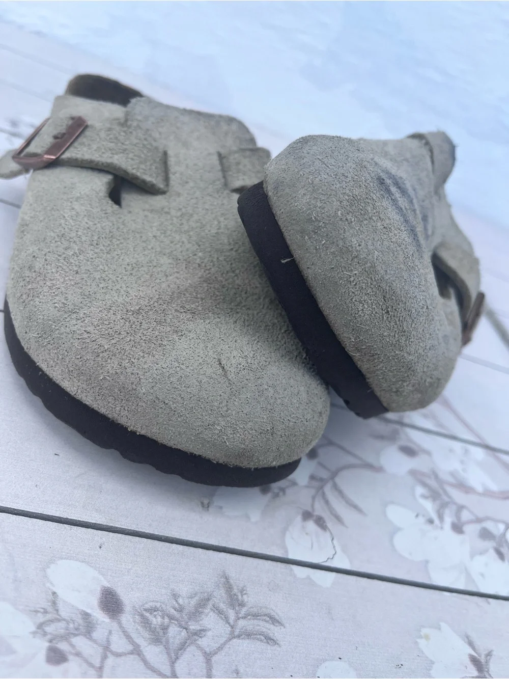 Birkenstock Kids Suede Clogs in Light Gray with Buckle